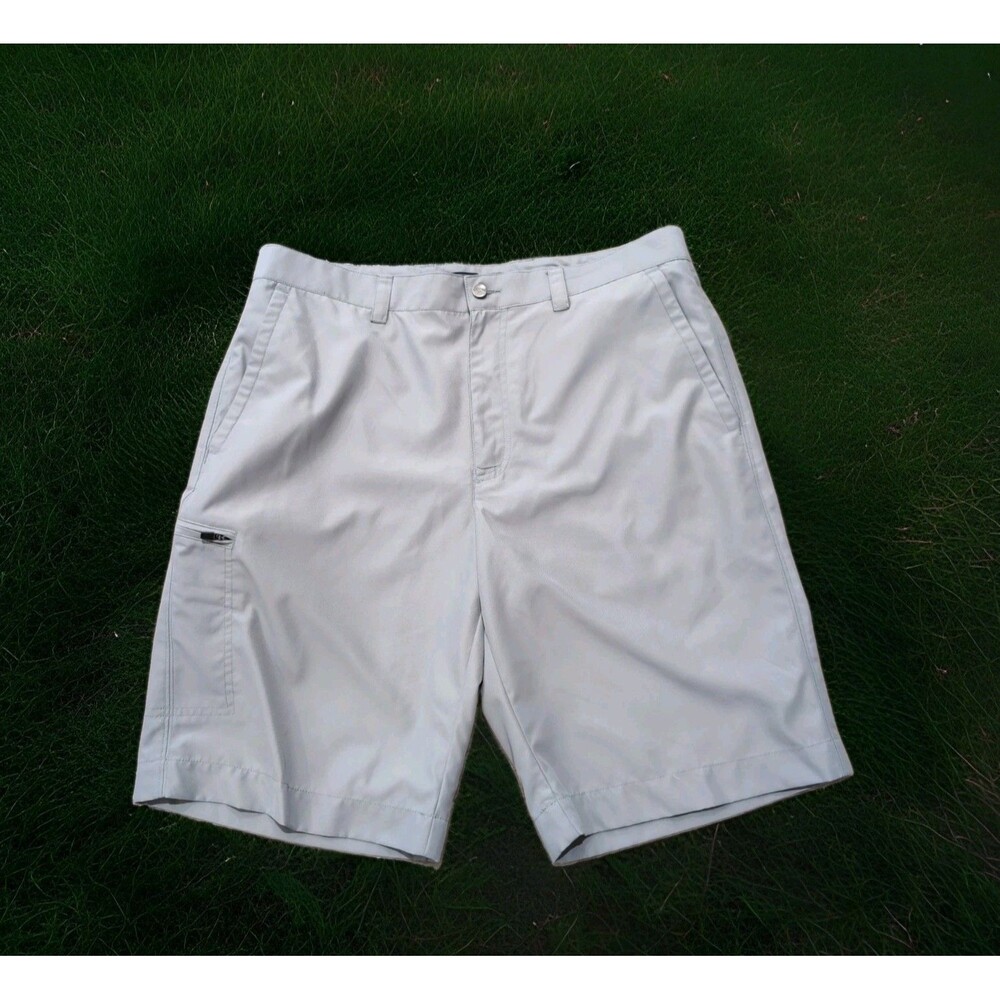 Callaway Golf Shorts Men's Size 34 Gray Polyester Stretch Classic Flat Front